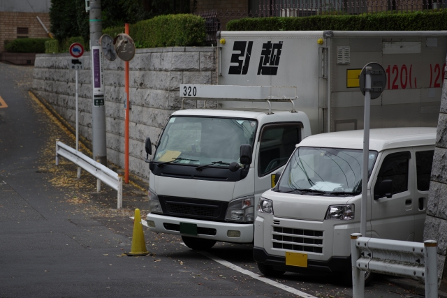 引っ越し費用を抑えるには