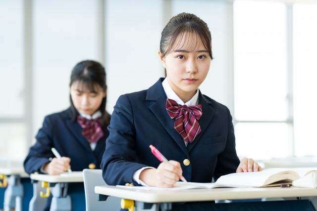 奨学金と組み合わせて活用したい母子家庭向け支援制度